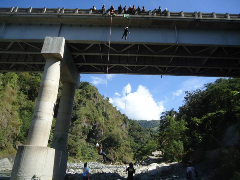 Rappling at Amburayan Bridge
